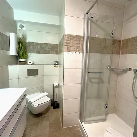 Skriien Moe Apartment *